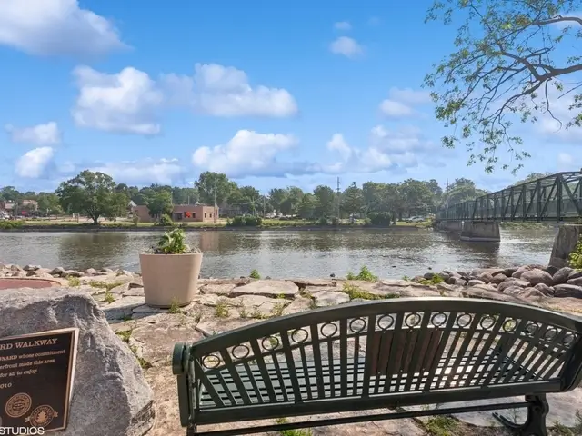 301 Brownstone Drive, Saint Charles, IL 60174 - #3