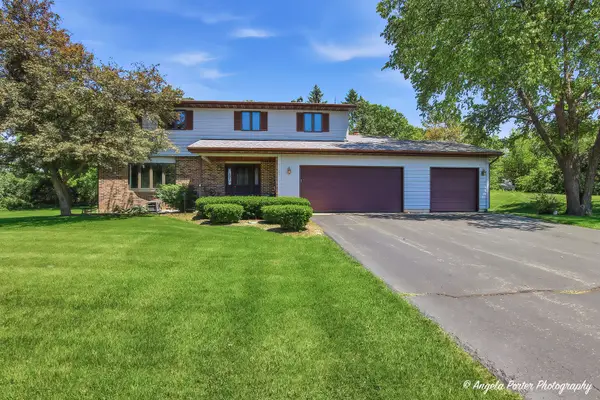 2720 N Patricia Lane, McHenry, IL 60051