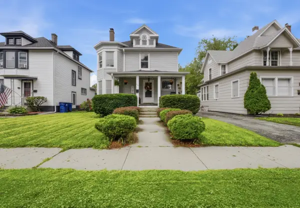 818 Hickory Street, Waukegan, IL 60085