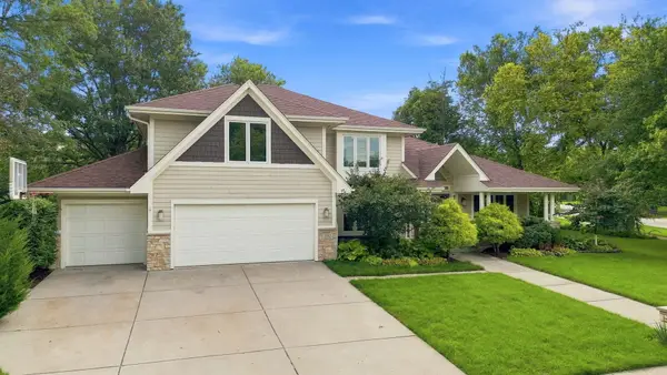 2752 Wendy Drive, Naperville, IL 60565