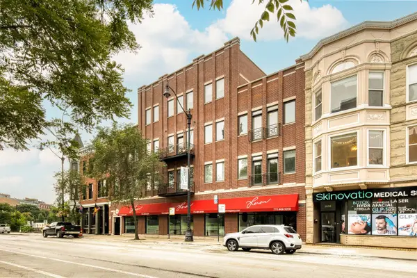 2626 N Lincoln Avenue #303, Chicago, IL 60614