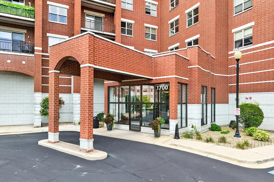 1700 Riverwoods Drive #706, Melrose Park, IL 60160 - #2