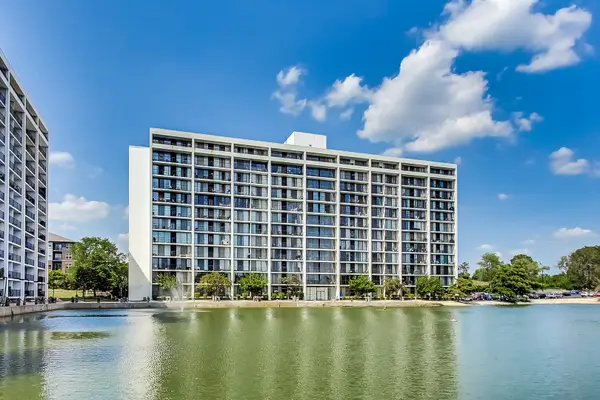 2015 S Finley Road #310, Lombard, IL 60148