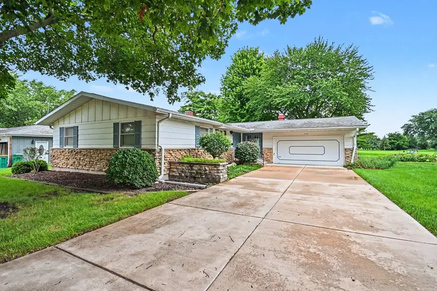 524 Parkside Drive, Sycamore, IL 60178 - #3