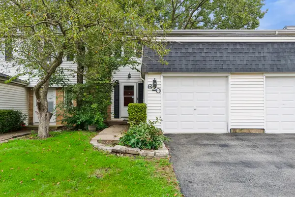 620 Olive Place, Bolingbrook, IL 60440
