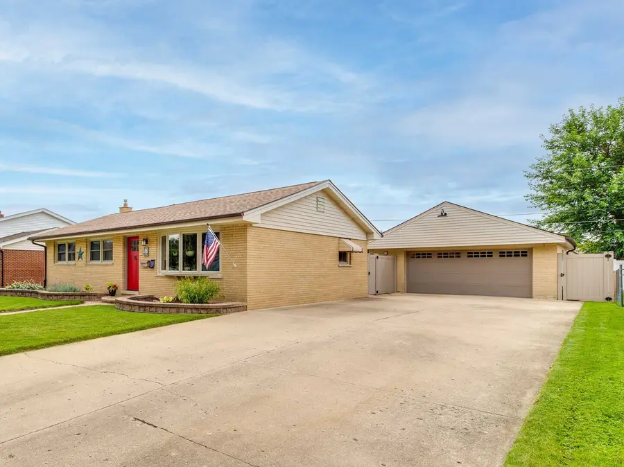 574 George Street, Wood Dale, IL 60191 - #2