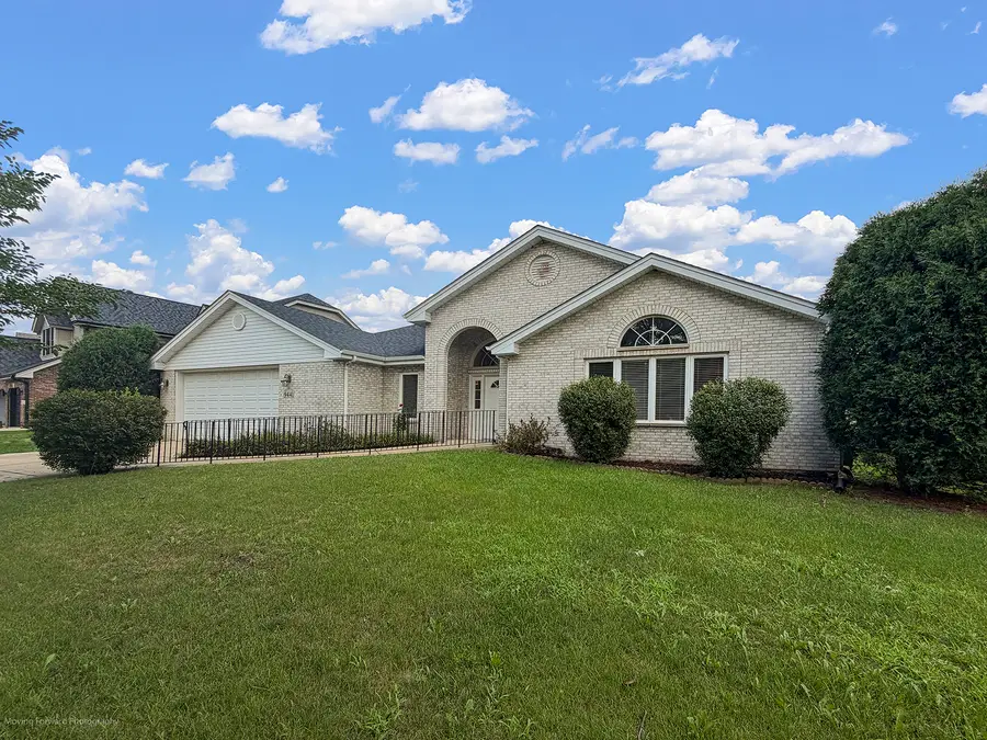 9441 Witham Lane, Woodridge, IL 60517 - #2