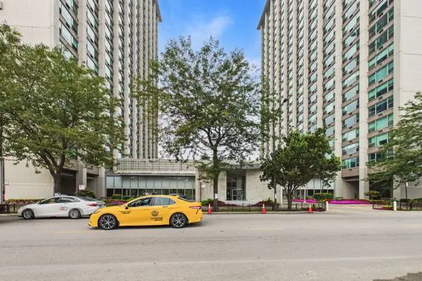 3600 N Lake Shore Drive #2324, Chicago, IL 60613