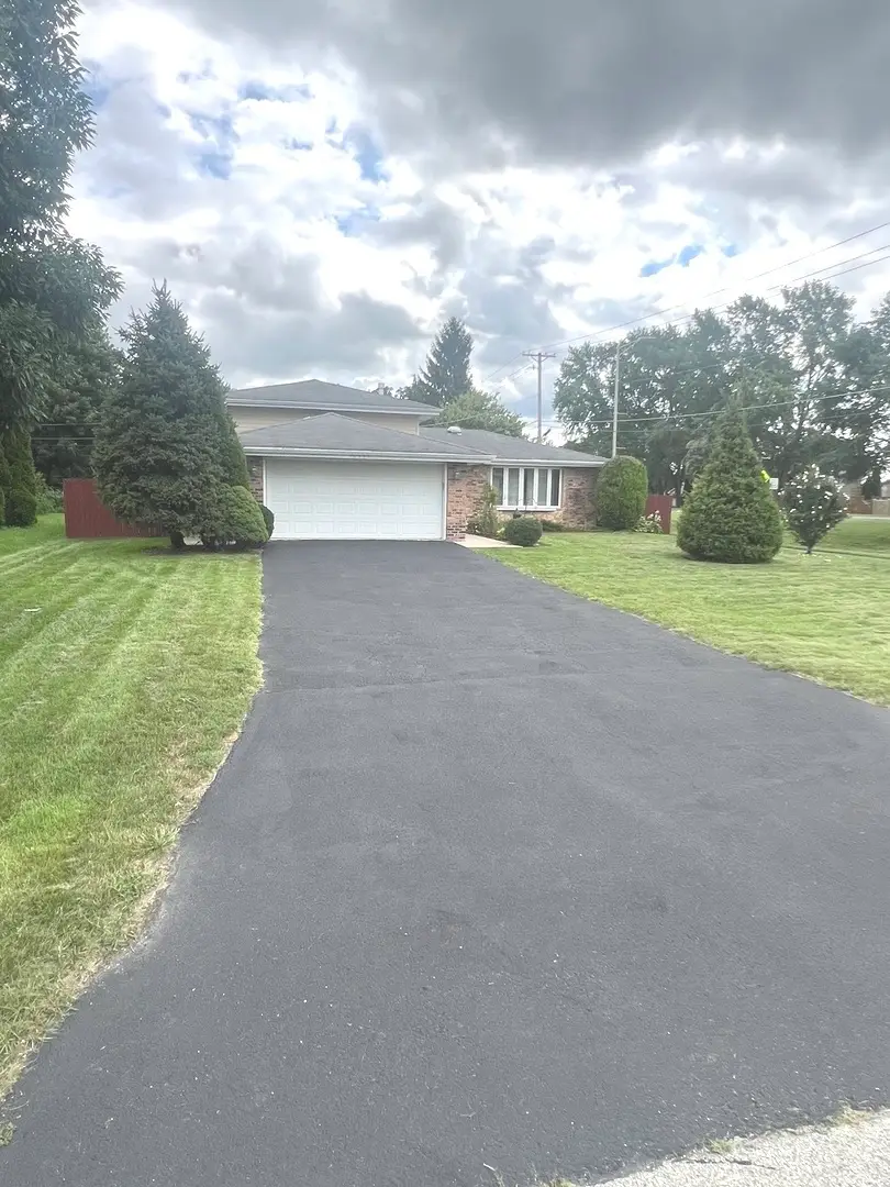 10257 S 82nd Court, Palos Hills, IL 60465 - #2