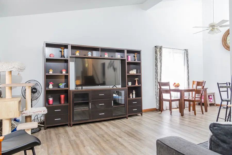 6282 Kit Carson Drive #6282, Hanover Park, IL 60133 - #3