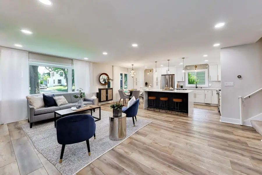 514 S Yale Avenue, Villa Park, IL 60181 - #2