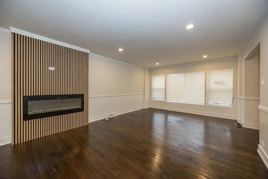 9407 S Indiana Avenue, Chicago, IL 60619 - #3