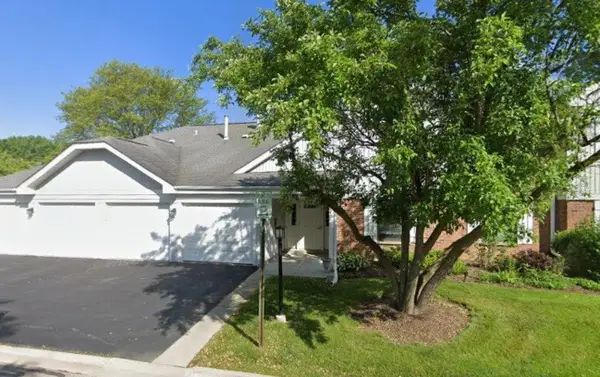 228 Arrowwood Court #B2, Schaumburg, IL 60193