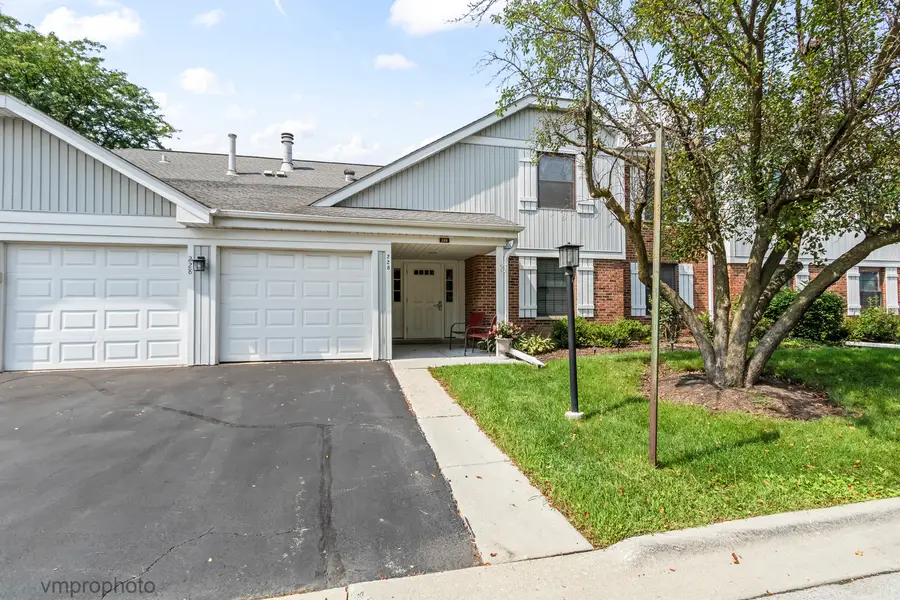 228 Arrowwood Court #B2, Schaumburg, IL 60193 - #2