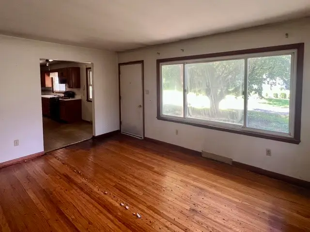 311 E Van Buren Street, Philo, IL 61864 - #2