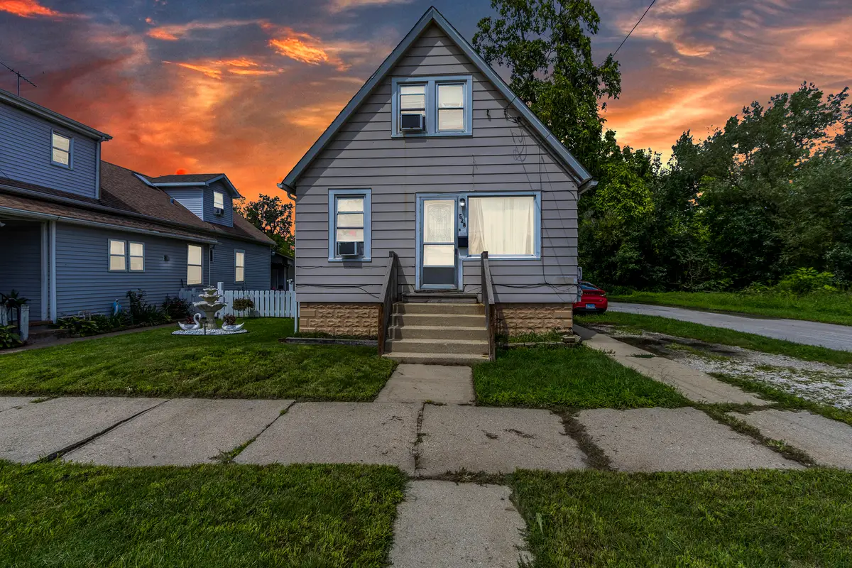 528 E 156th Street, Harvey, IL 60426 - #1