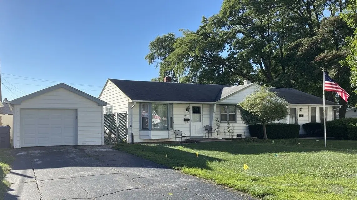 Address Withheld By Seller, Hometown, IL 60456 - #1