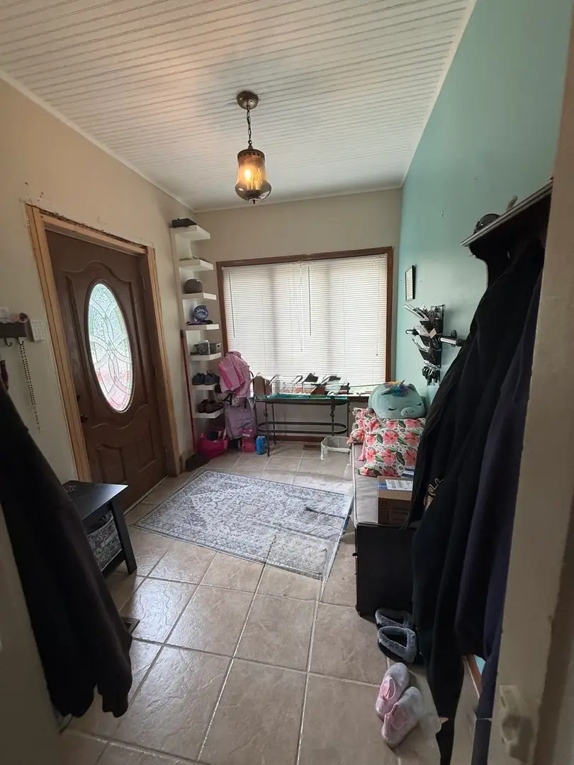 1682 Van Buren Avenue, Des Plaines, IL 60018 - #2