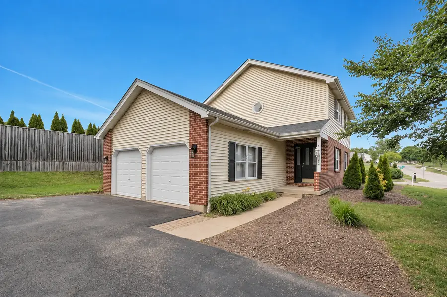 8348 Adbeth Avenue, Woodridge, IL 60517 - #2