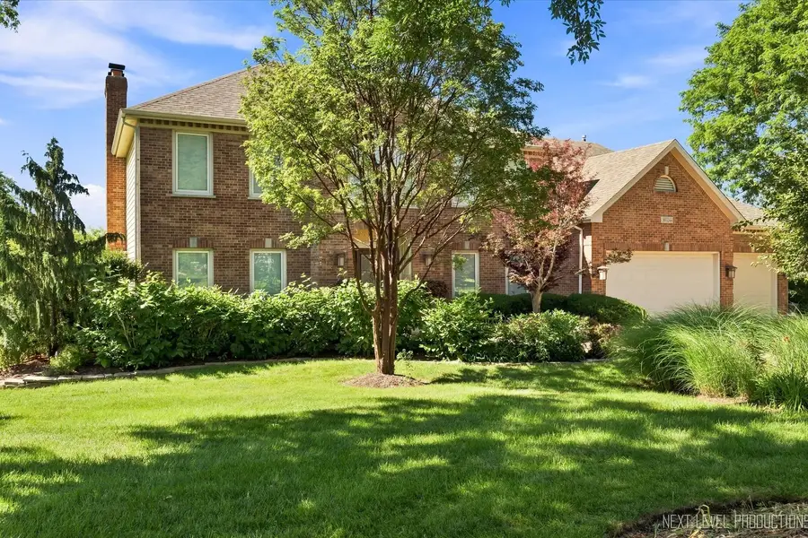 39W044 Foxwood Lane, Saint Charles, IL 60175 - #2