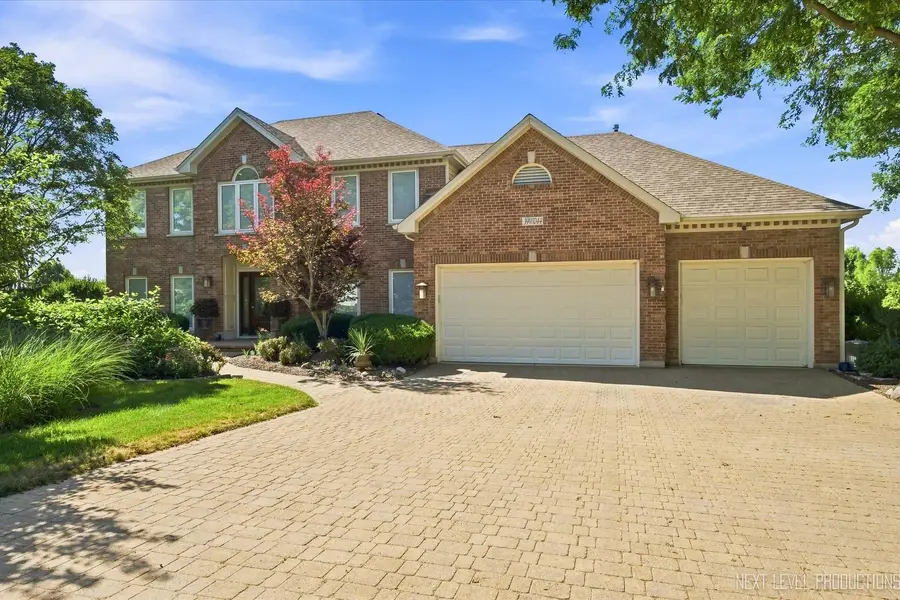 39W044 Foxwood Lane, Saint Charles, IL 60175 - #3