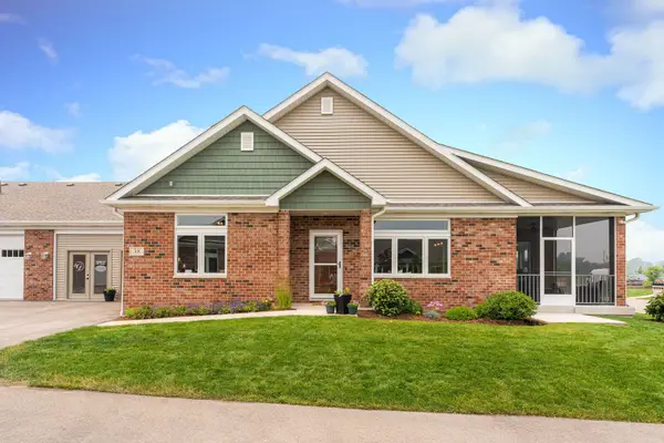 12 Kloe Lane #12, Sycamore, IL 60178