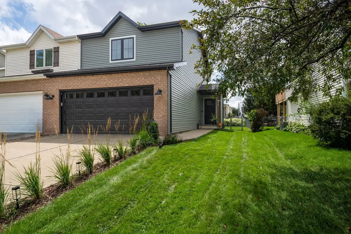 2741 Arrowhead Drive, Bloomington, IL 61704 - #1