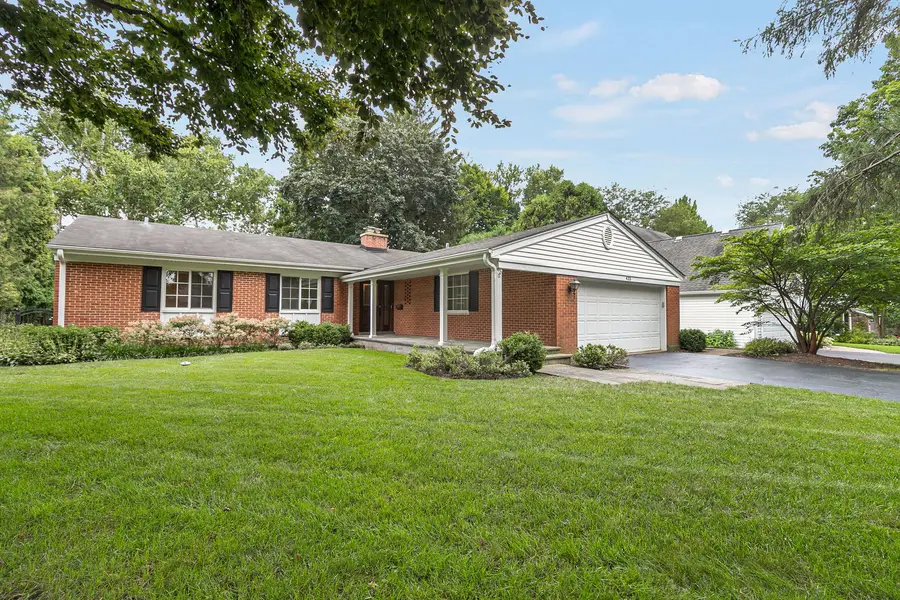 433 W Sheridan Place, Lake Bluff, IL 60044 - #2