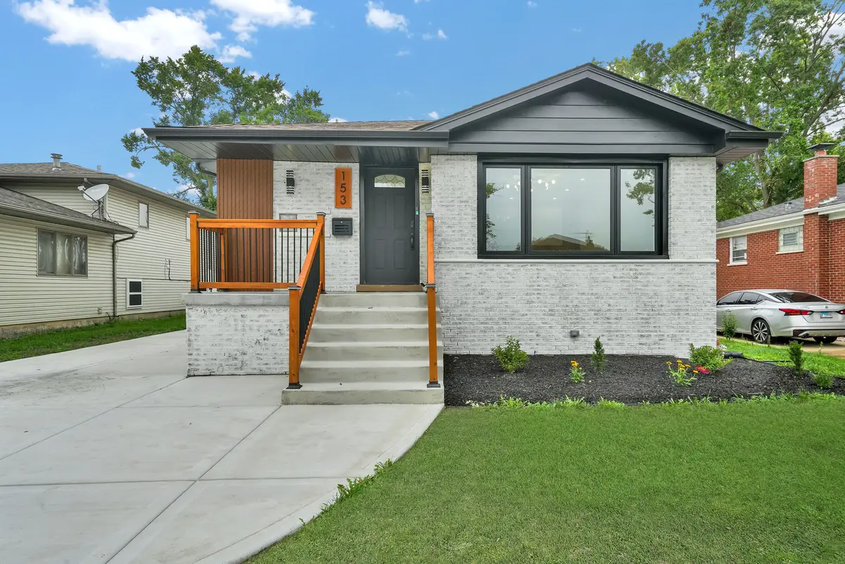 153 W 27th Place, Chicago Heights, IL 60411 - #1
