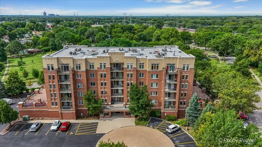 615 Perrie Drive #201, Elk Grove Village, IL 60007 - #2