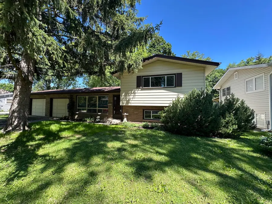 641 Clover Road, Wauconda, IL 60084 - #2