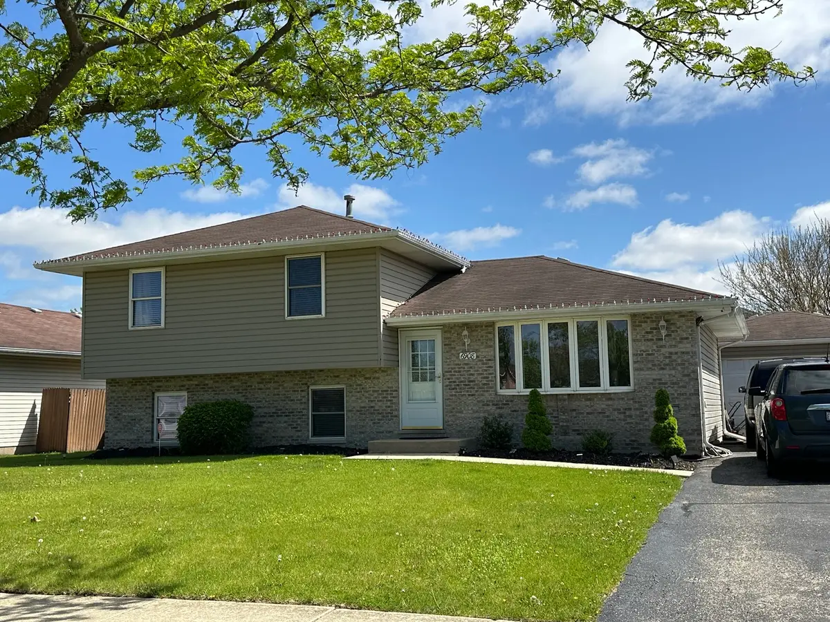 6908 Townsend Boulevard, Plainfield, IL 60586 - #1