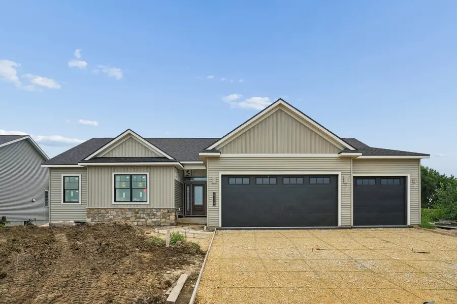 6113 Duggleby Avenue, Davenport, IA 52807 - #2