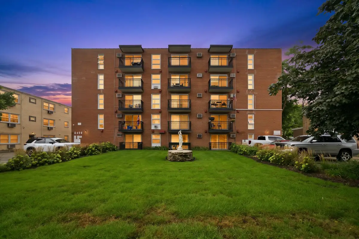 6490 N Northwest Highway #1C, Chicago, IL 60631 - #1