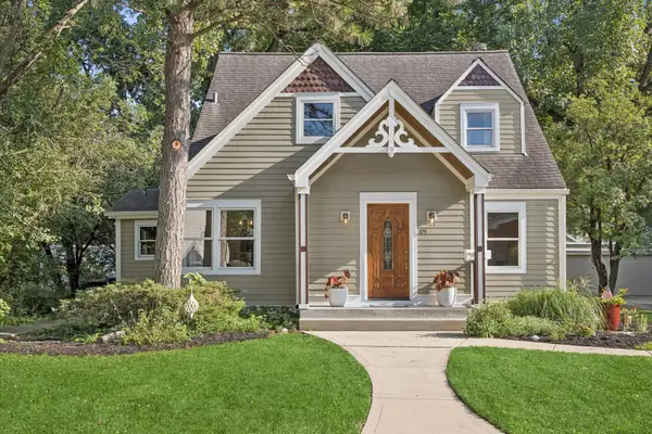 175 W Burlington Street, Riverside, IL 60546