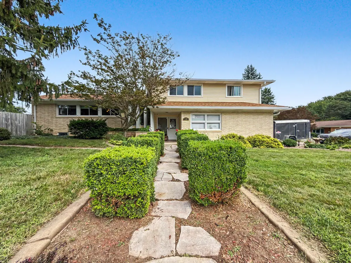 3105 11th Avenue, Moline, IL 61265 - #1