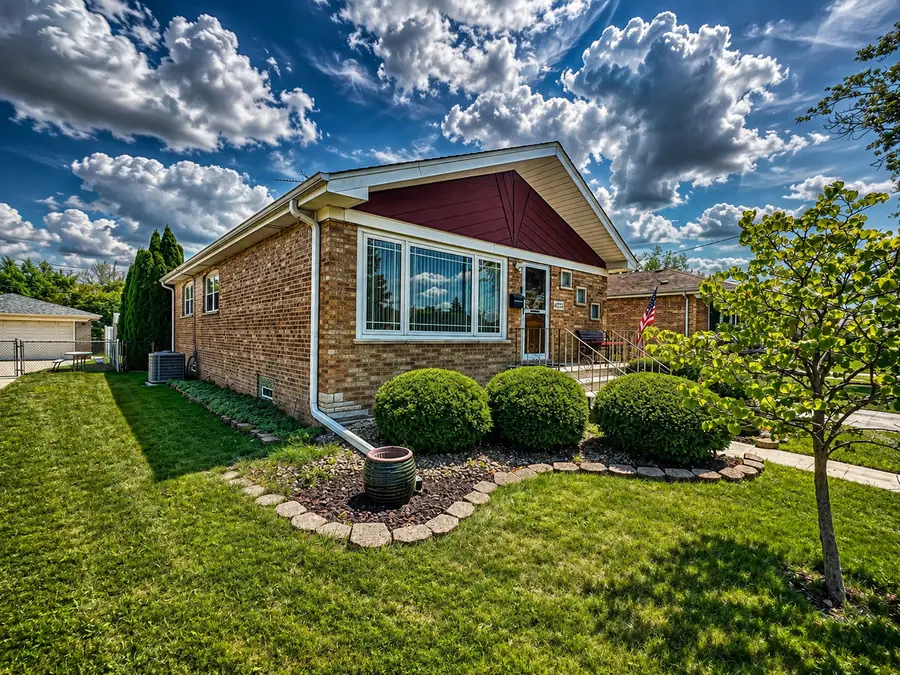 14329 Keystone Avenue, Midlothian, IL 60445 - #2