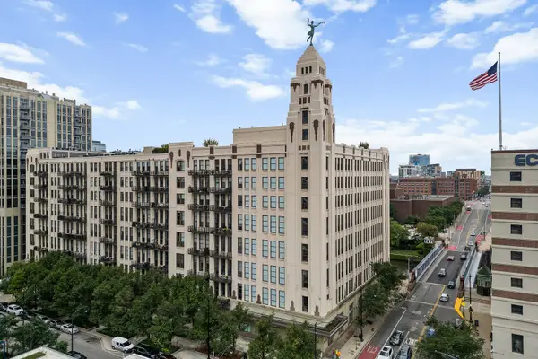 758 N Larrabee Street #418, Chicago, IL 60654