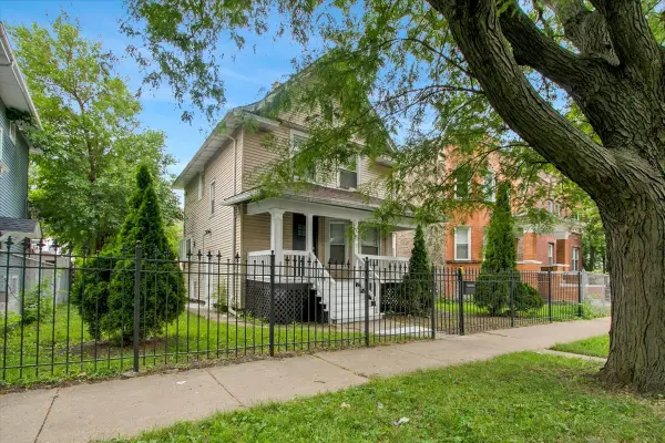 5465 W Cortez Street, Chicago, IL 60651
