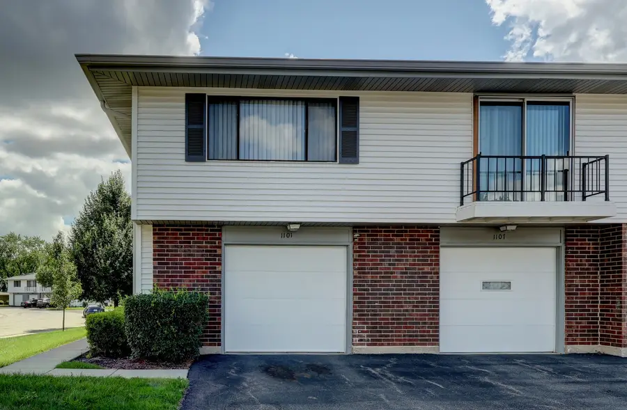 1101 Quanset Court, Schaumburg, IL 60194 - #3