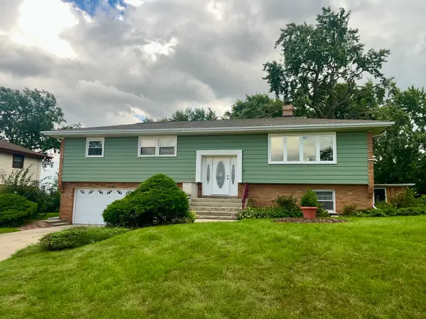 8041 W 91st Street, Hickory Hills, IL 60457