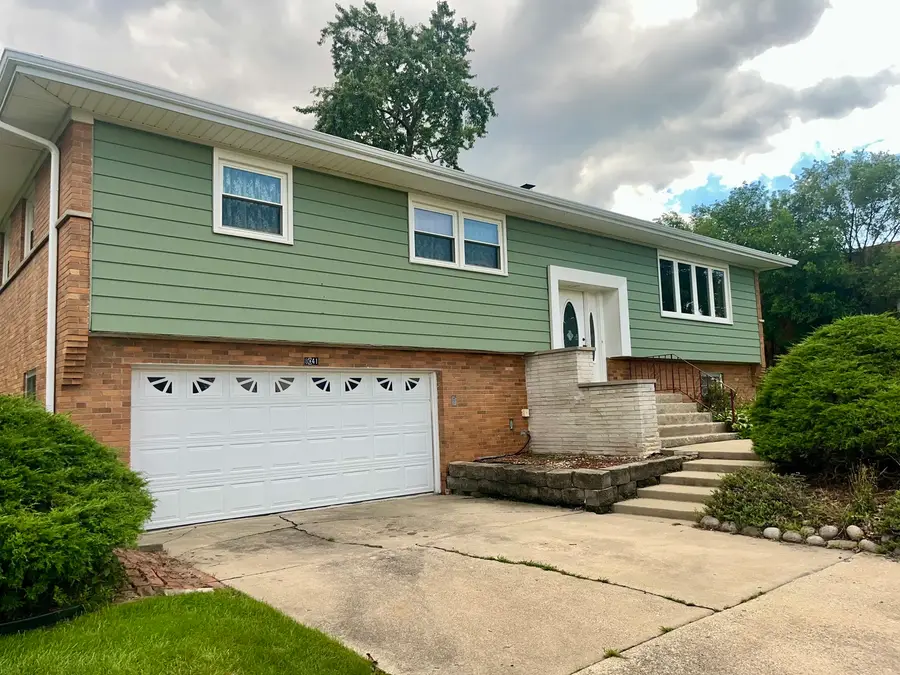 8041 W 91st Street, Hickory Hills, IL 60457 - #3