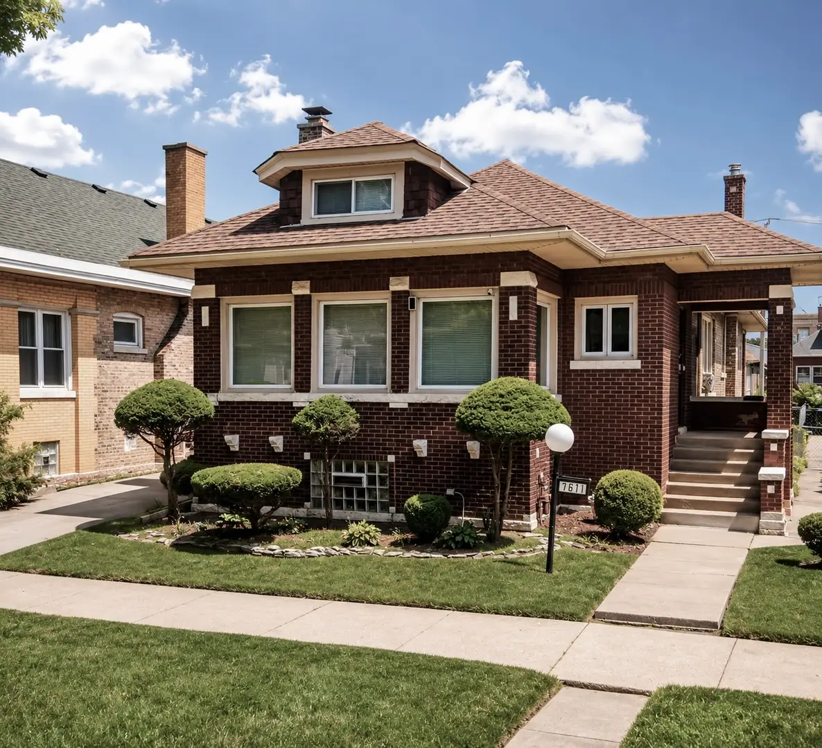 7611 S Ridgeland Avenue, Chicago, IL 60649 - #1