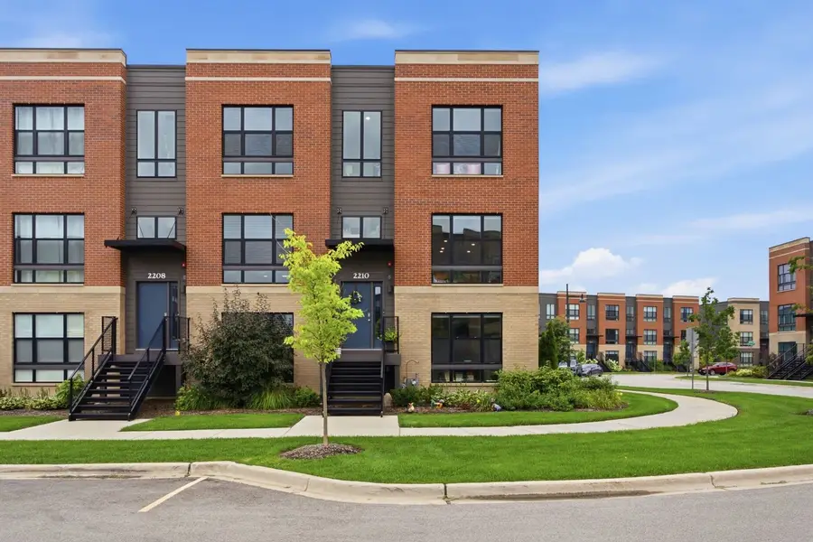 2210 Venture Drive, Schaumburg, IL 60173 - #2