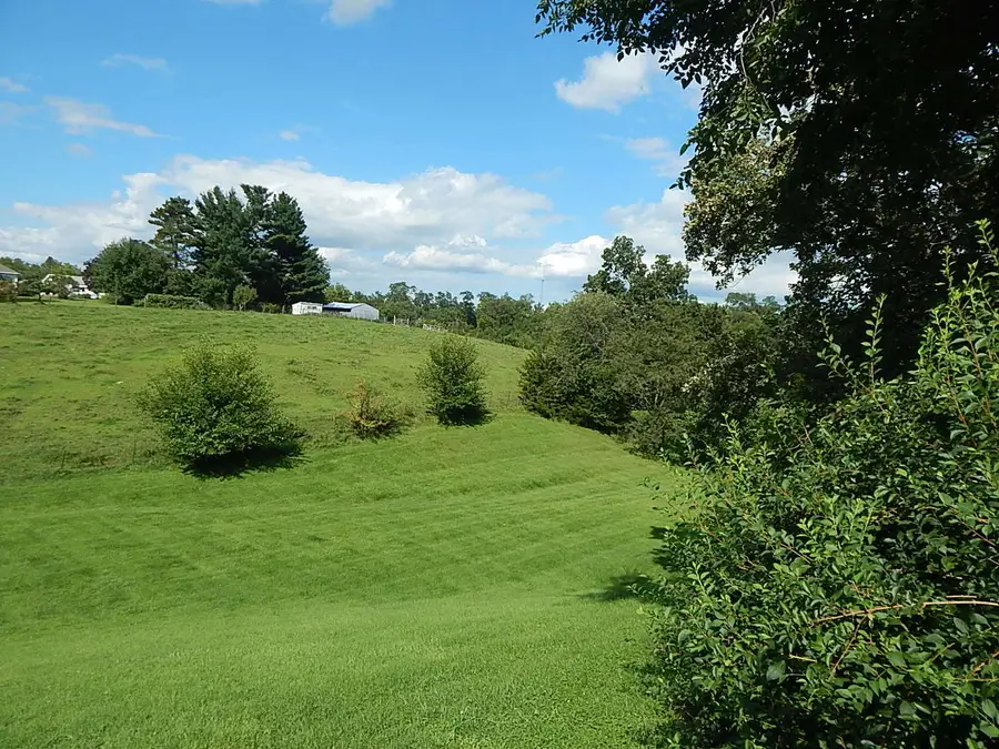 109 E 6th Street, Sherrard, IL 61281 - #3