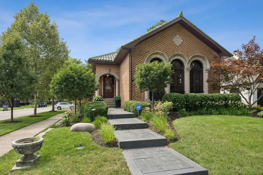 1101 Rossell Avenue, Oak Park, IL 60302 - #2