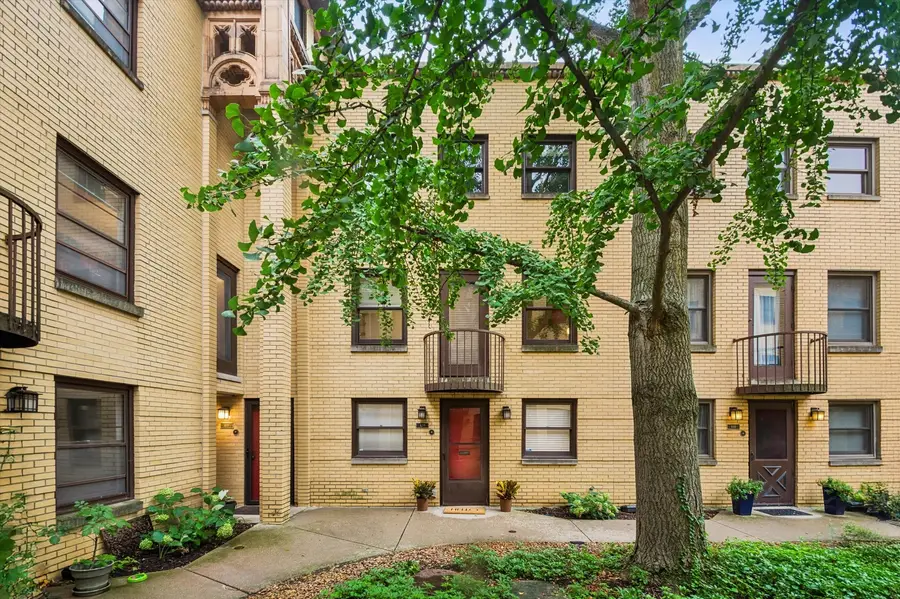 129 Francisco Terrace, Oak Park, IL 60302 - #2