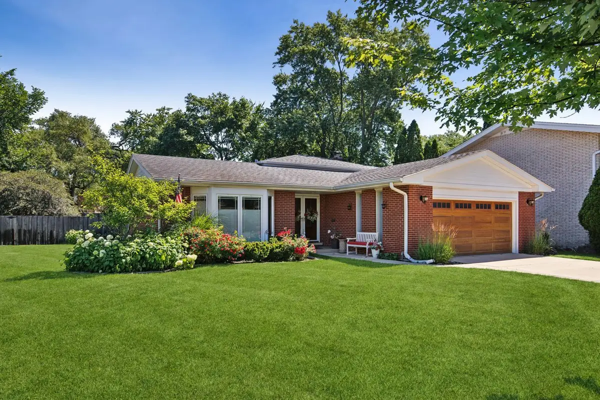 6833 N Concord Lane, Niles, IL 60714 - #1
