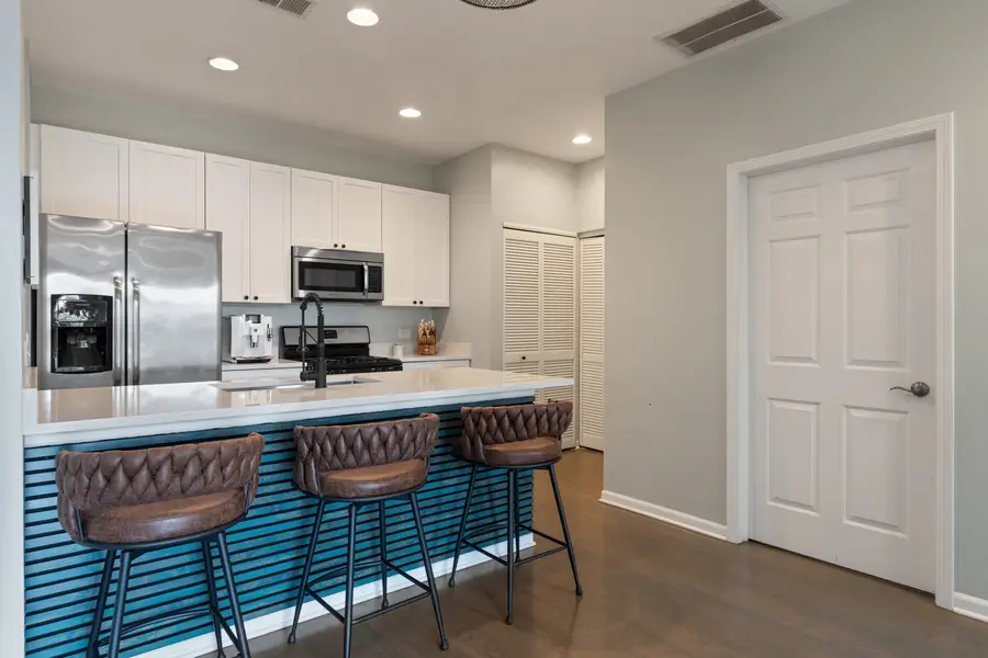 2040 W Belmont Avenue #405, Chicago, IL 60618 - #3