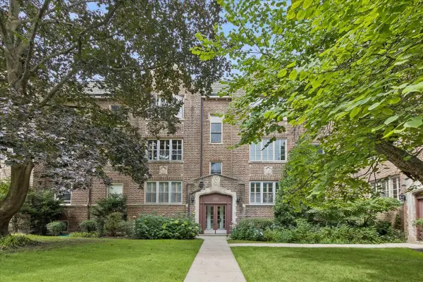 1214 Central Street #1N, Evanston, IL 60201